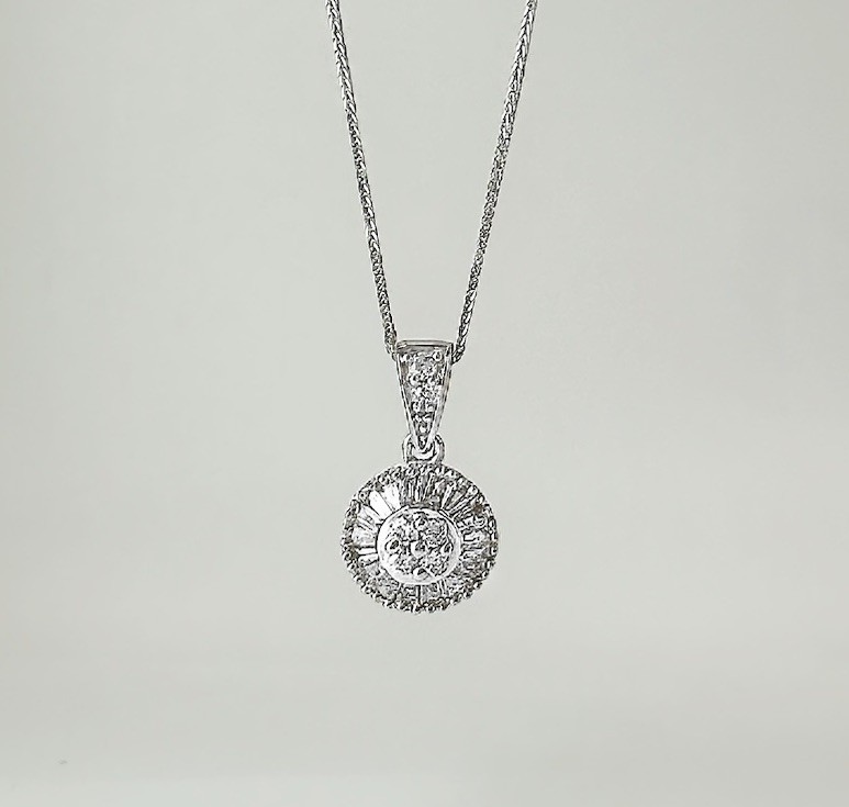 18K Solid Gold Natural Diamond Necklace 0.25ct Box Chain Adjustable