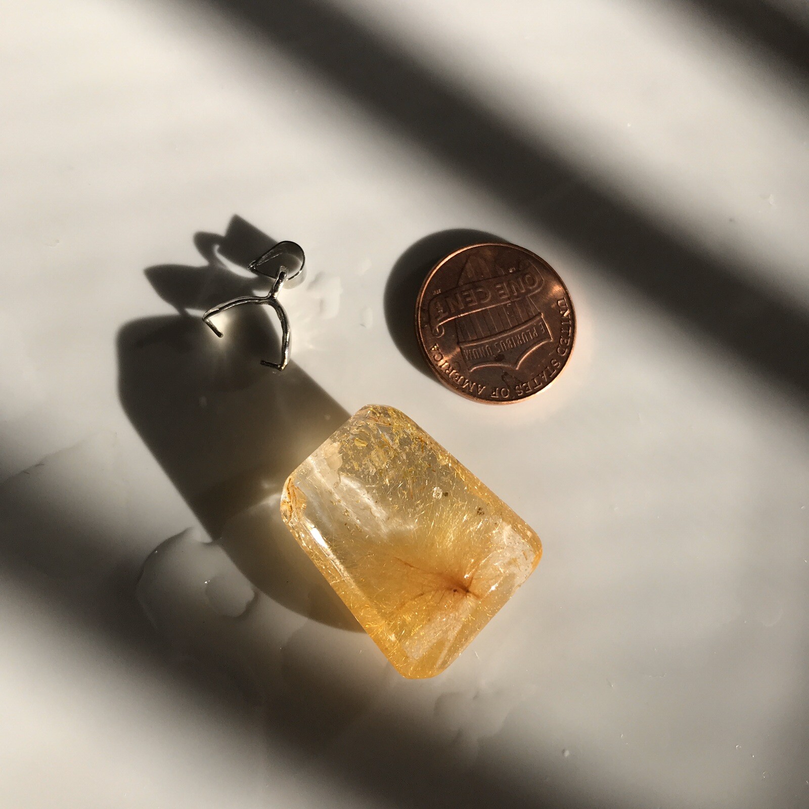 US SELLER Natural cushion Golden Rutilated Quartz Pendant Brazil Crystal 16