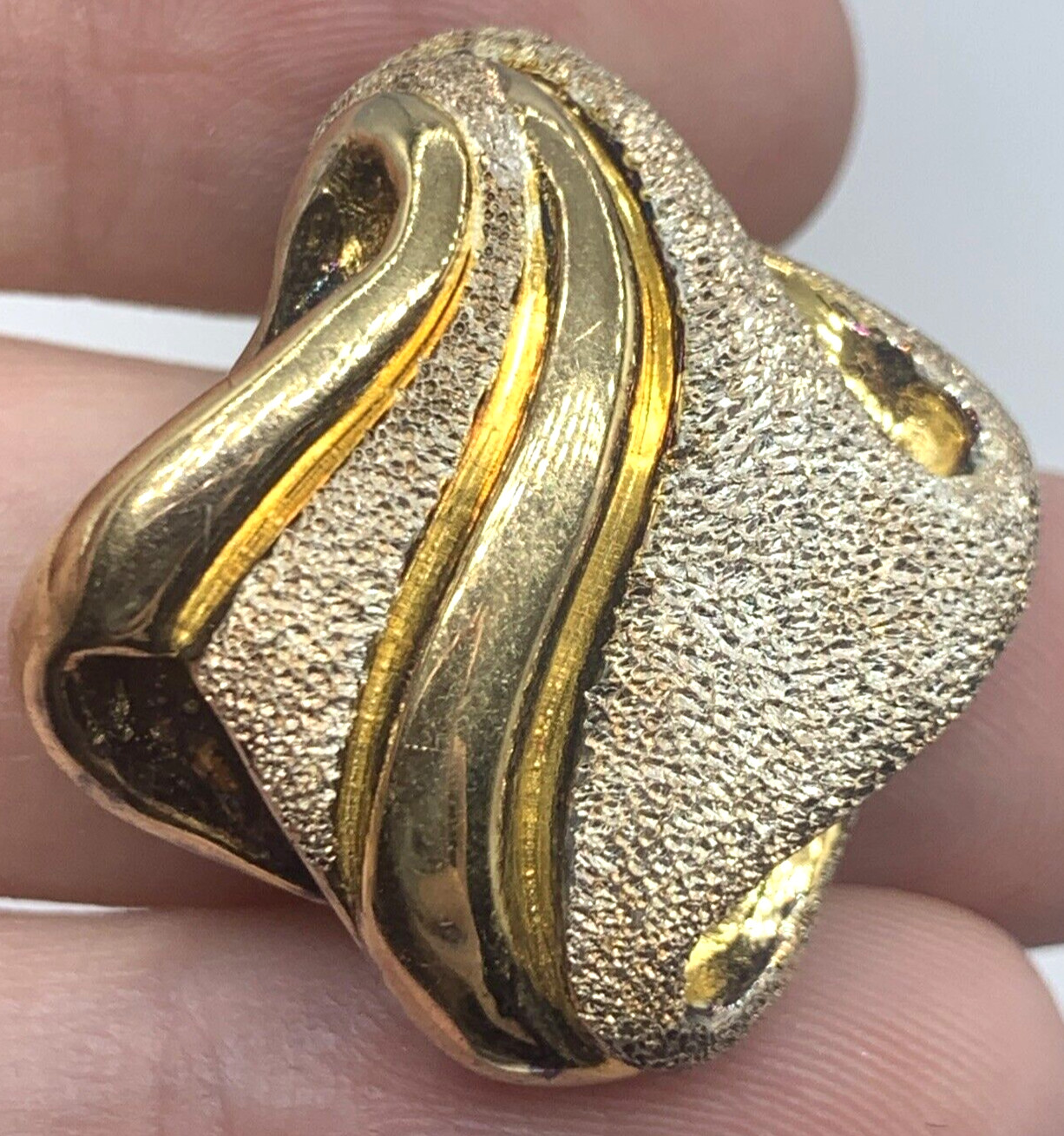 Milor Italy Sterling Silver Gold Plated Textured Pendant Diamond