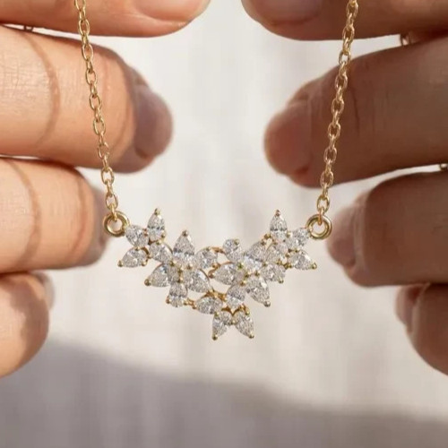 1.50Ct Pear-Cut EF/VS1 Lab Grown Diamond Flower Necklace Pendant 14K Yellow Gold