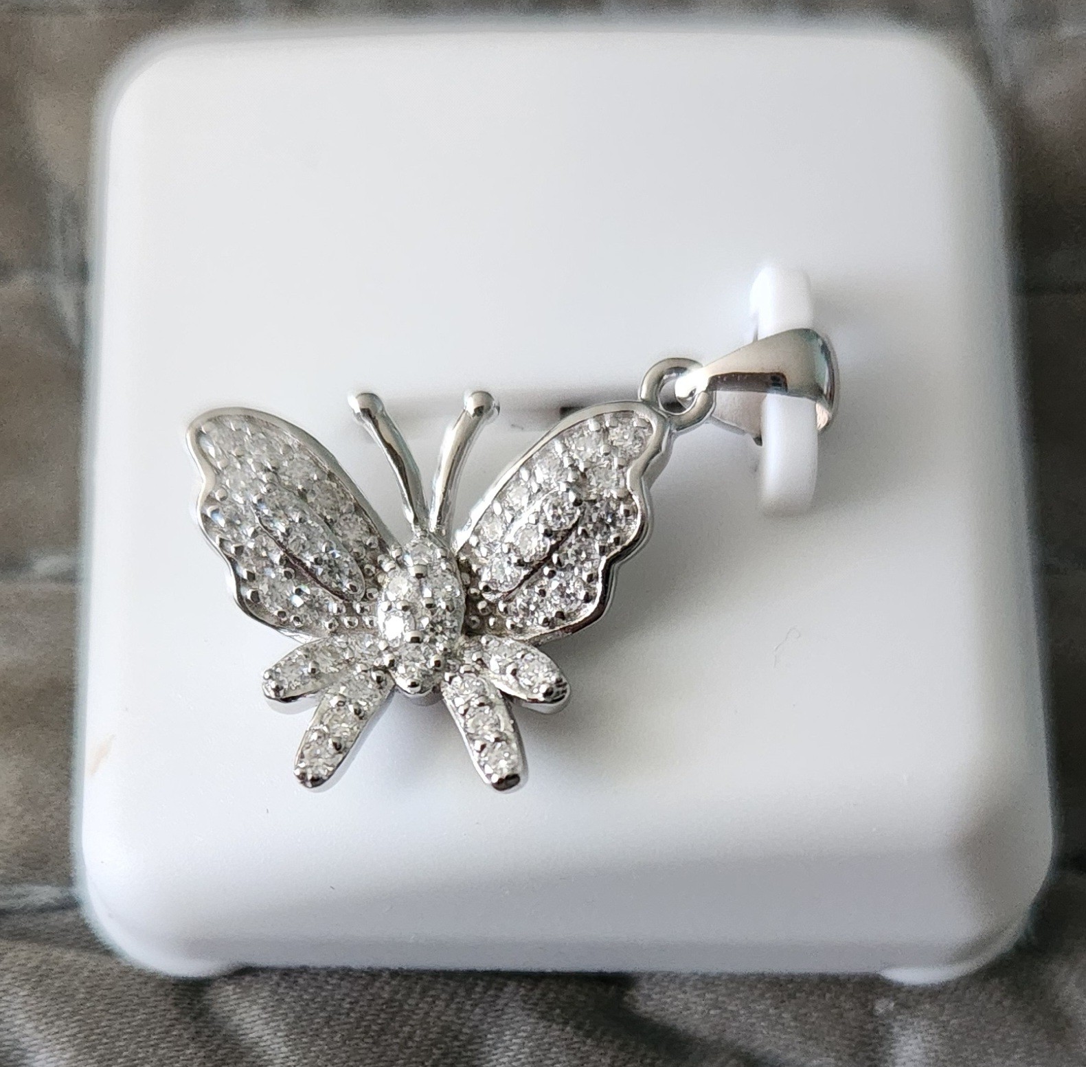 NWT 1.0CTW Moissanite Butterfly Charm Pendant Solid 925 Silver W/Rhodium Plating