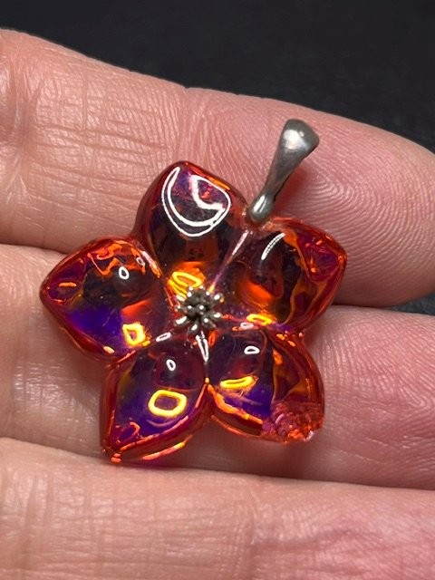 B6740 Signed Flower Pendant Sterling Silver Iridescent Crystal Aurora Borealis
