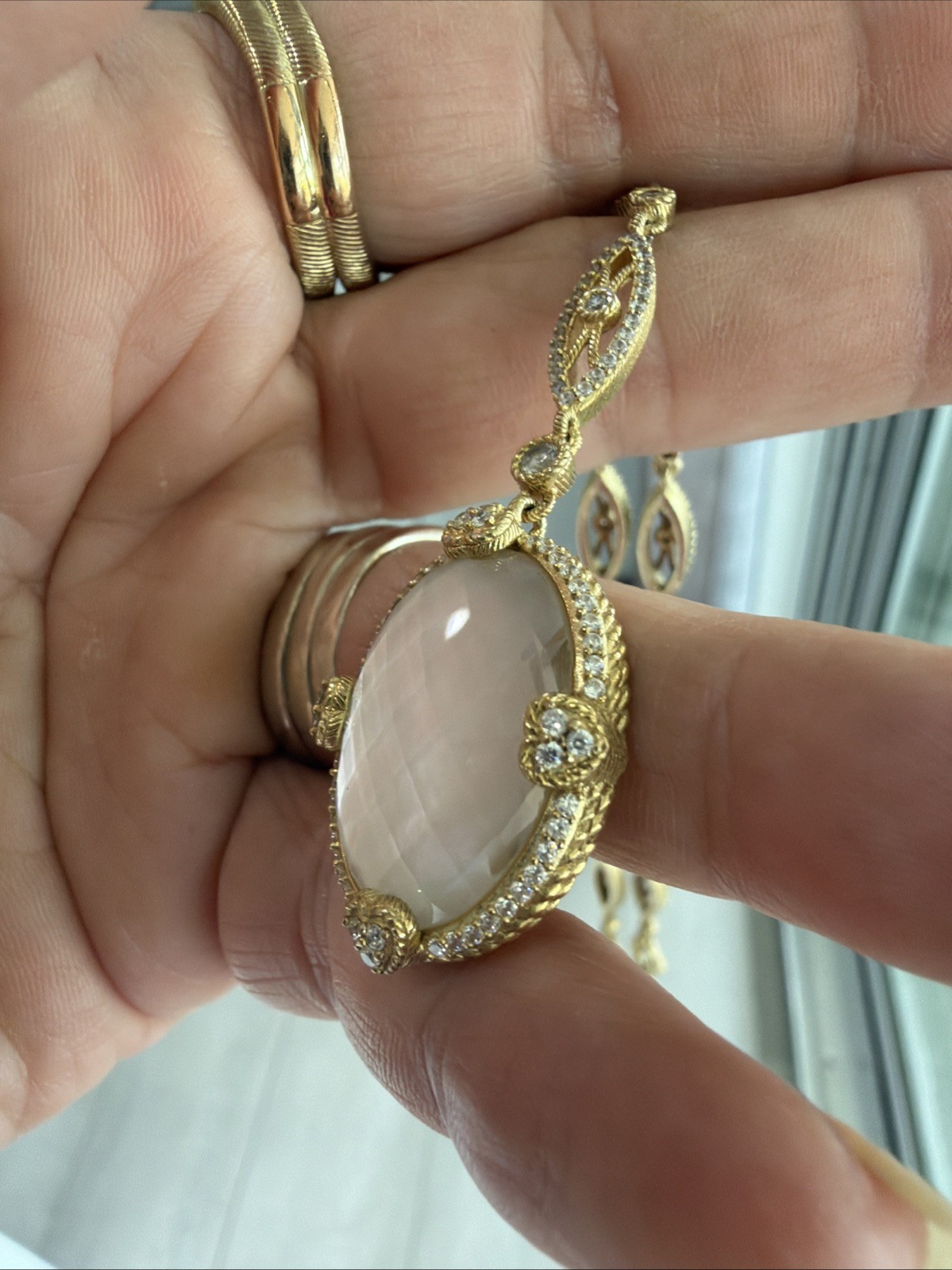 Judith Ripka Necklace 925 Clad Mother Of Pearl Exquisite Lariat